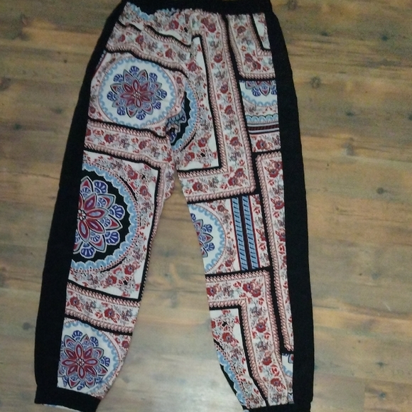Topshop Multicolor Patterned Pants - Picture 4 of 4